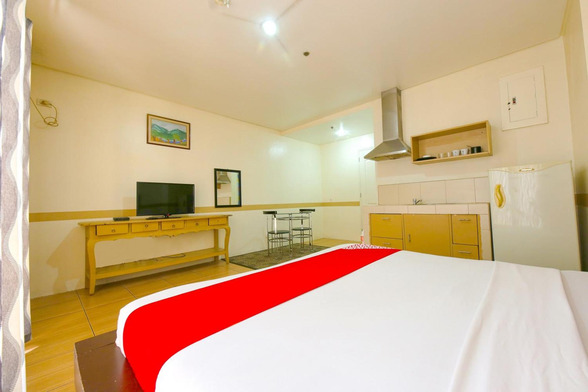 Oyo 769 Poblacion Suites Polaris Μακάτι Εξωτερικό φωτογραφία