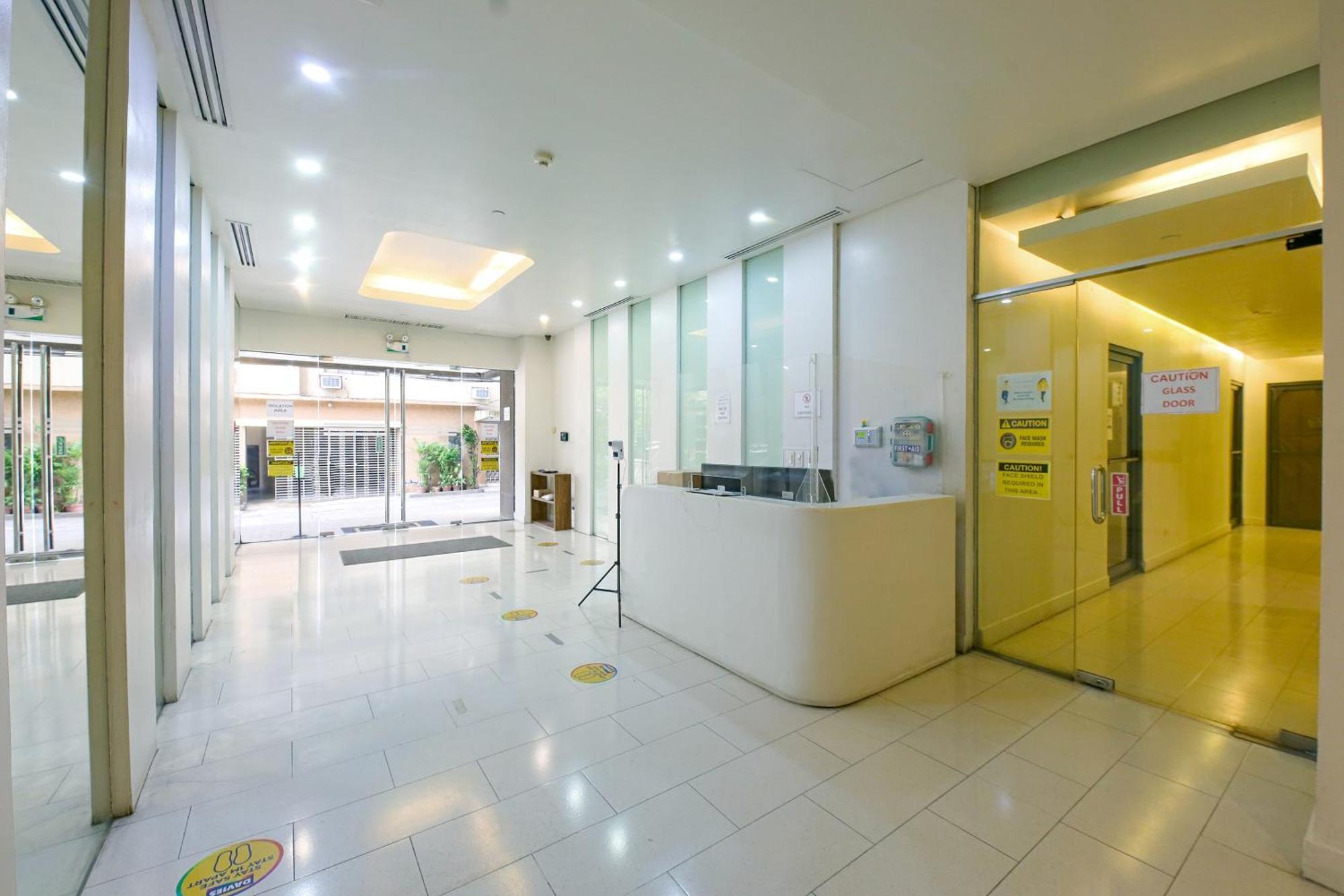 Oyo 769 Poblacion Suites Polaris Μακάτι Εξωτερικό φωτογραφία