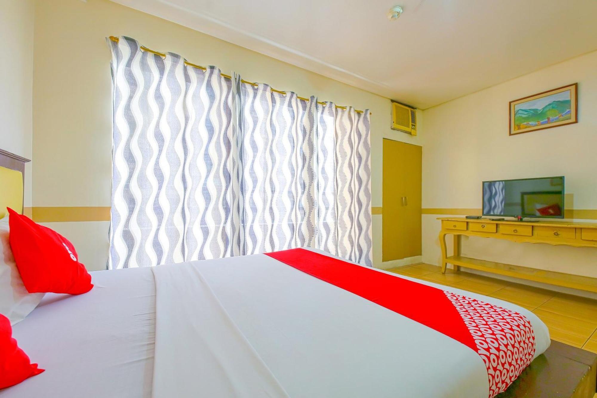 Oyo 769 Poblacion Suites Polaris Μακάτι Εξωτερικό φωτογραφία