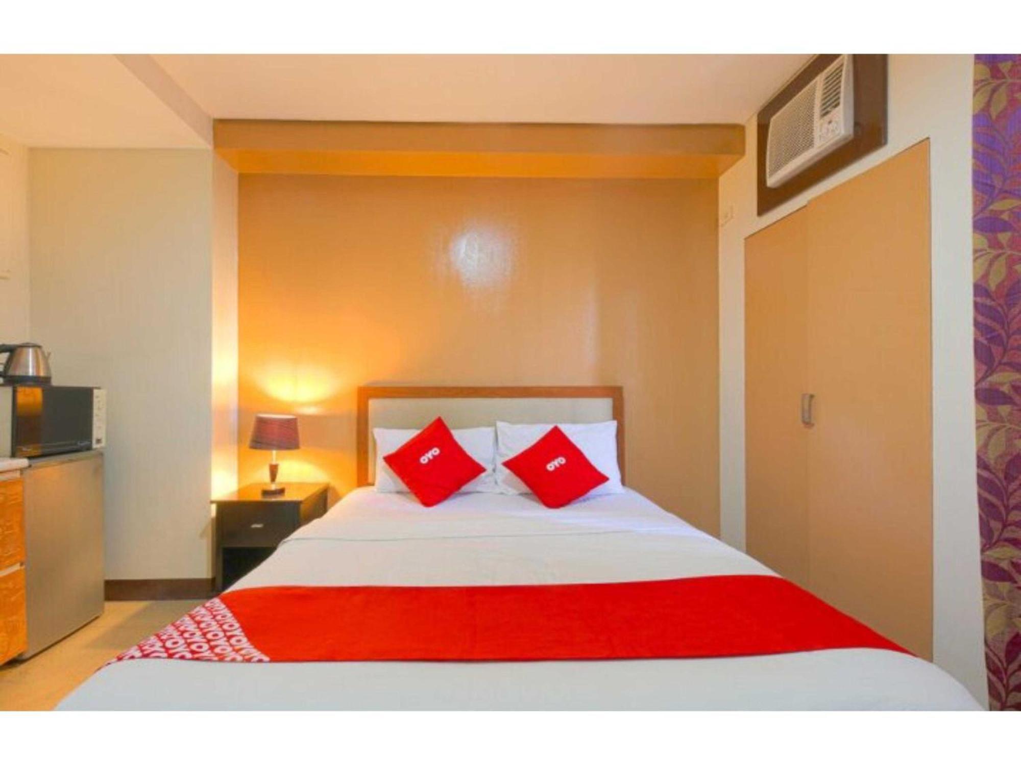 Oyo 769 Poblacion Suites Polaris Μακάτι Εξωτερικό φωτογραφία