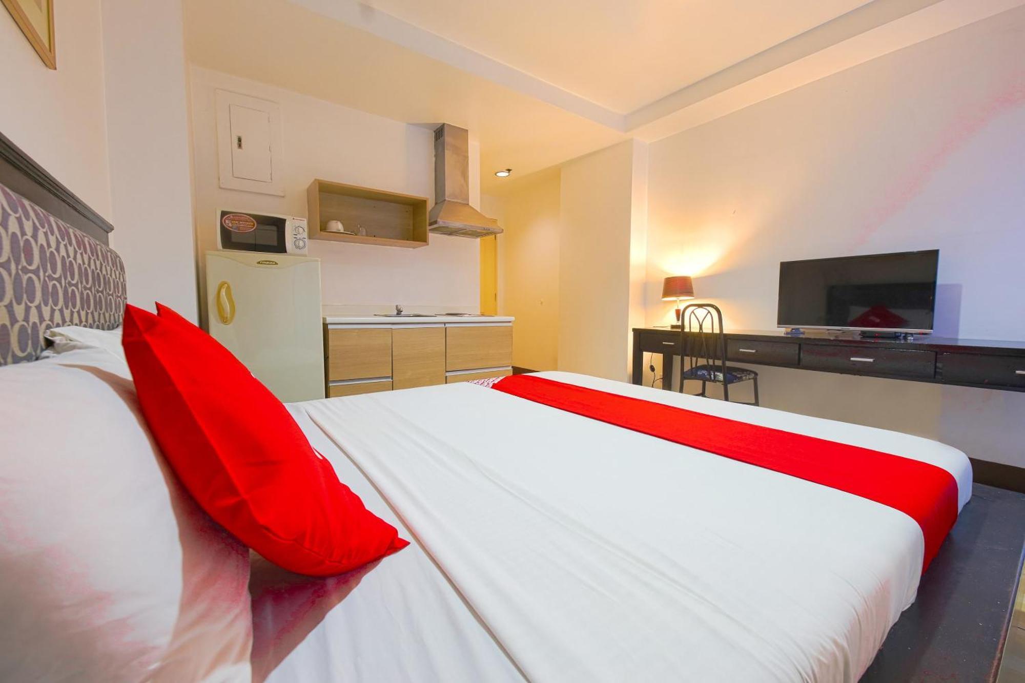 Oyo 769 Poblacion Suites Polaris Μακάτι Εξωτερικό φωτογραφία