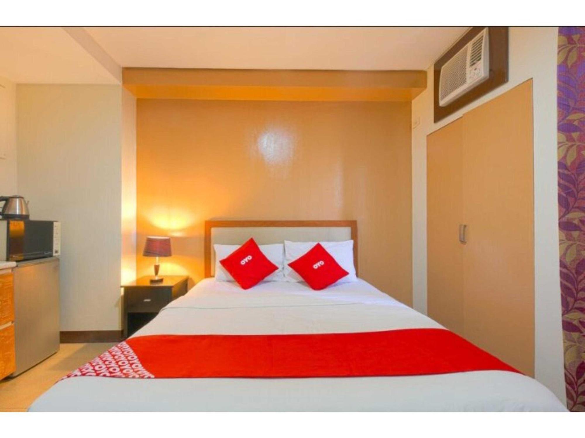 Oyo 769 Poblacion Suites Polaris Μακάτι Εξωτερικό φωτογραφία